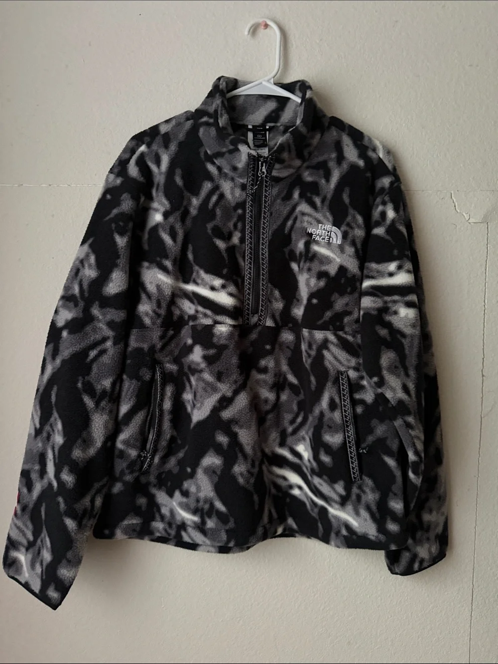 The North Face Black & Gray Marbled Quarter-Zip Fleece